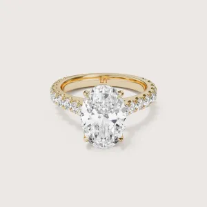 Casa Oval Solitaire - Diamond Band