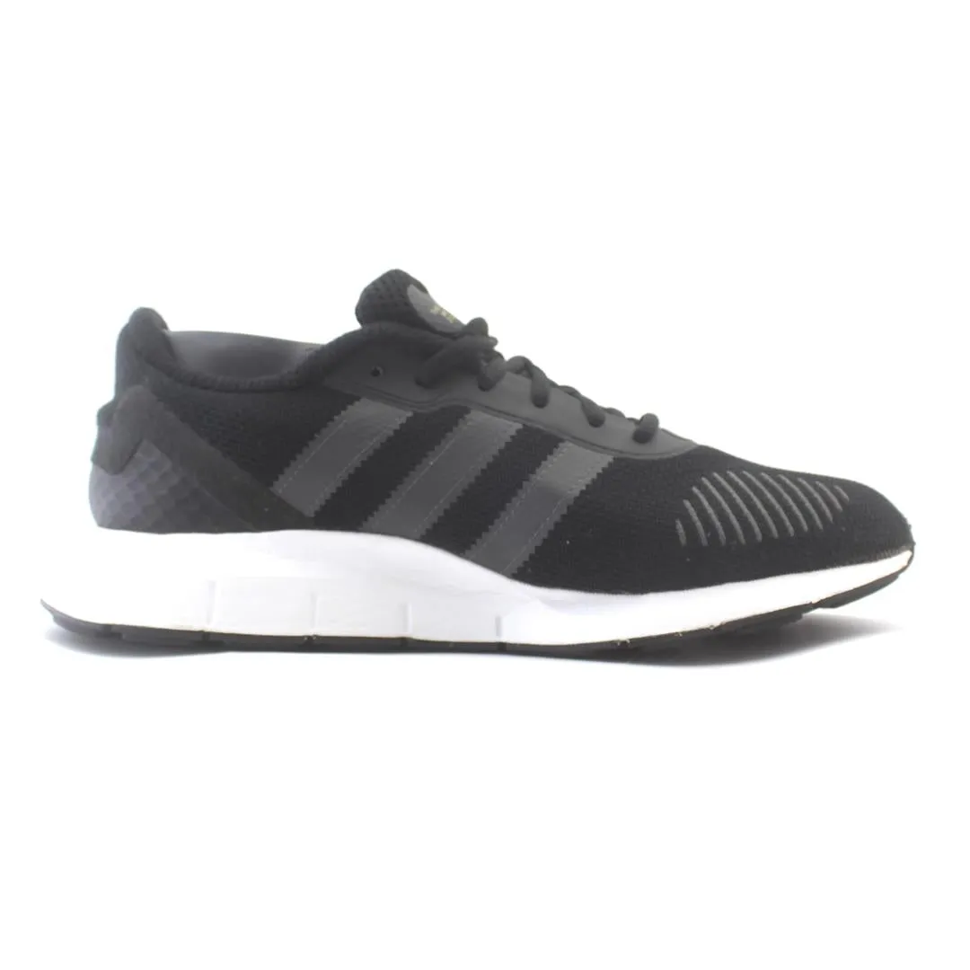 ADIDAS  SWIFT RUN RF