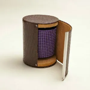 BROWN LEATHER TIE HOLDER