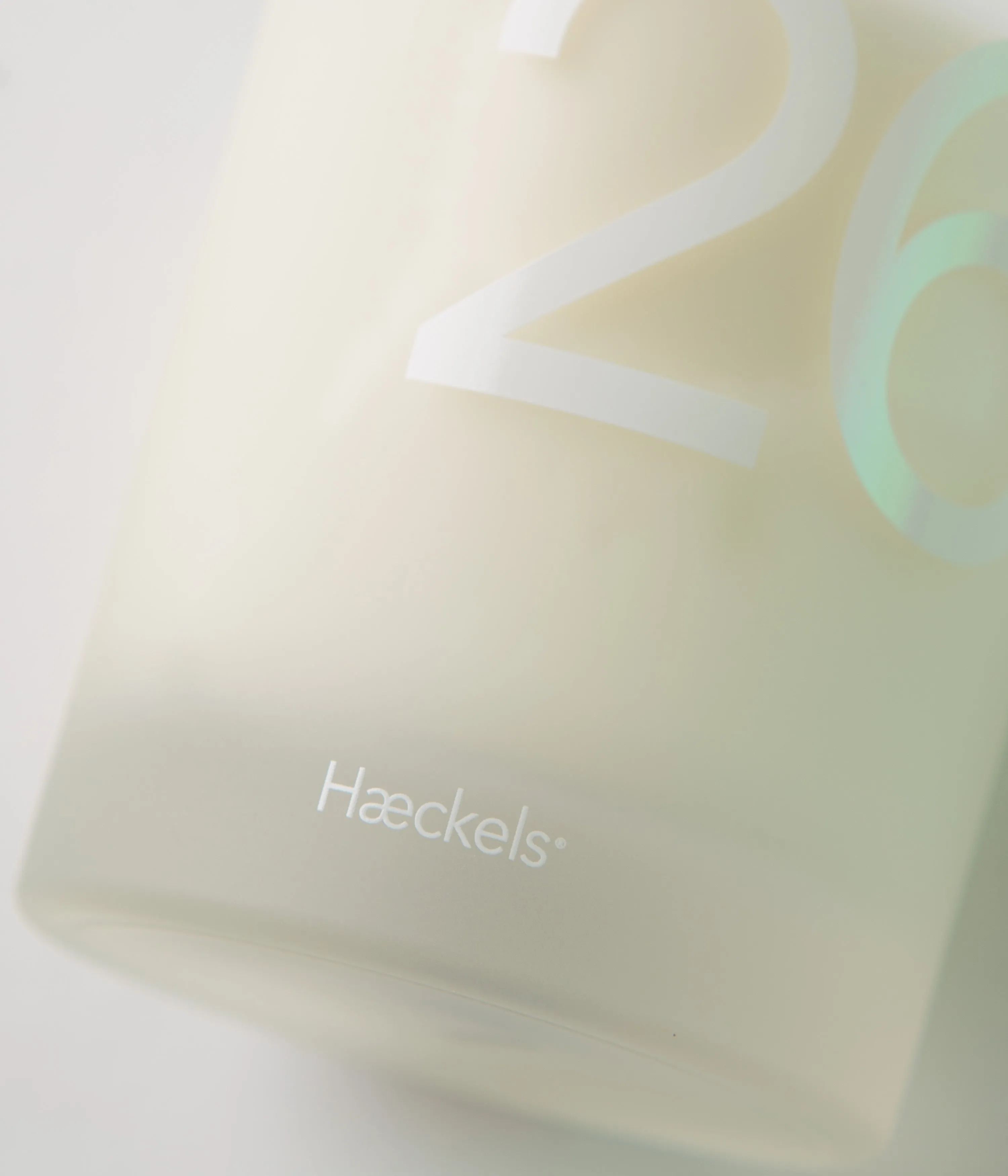 Haeckels Botany Bay GPS 26' 3"E Candle - 270ml