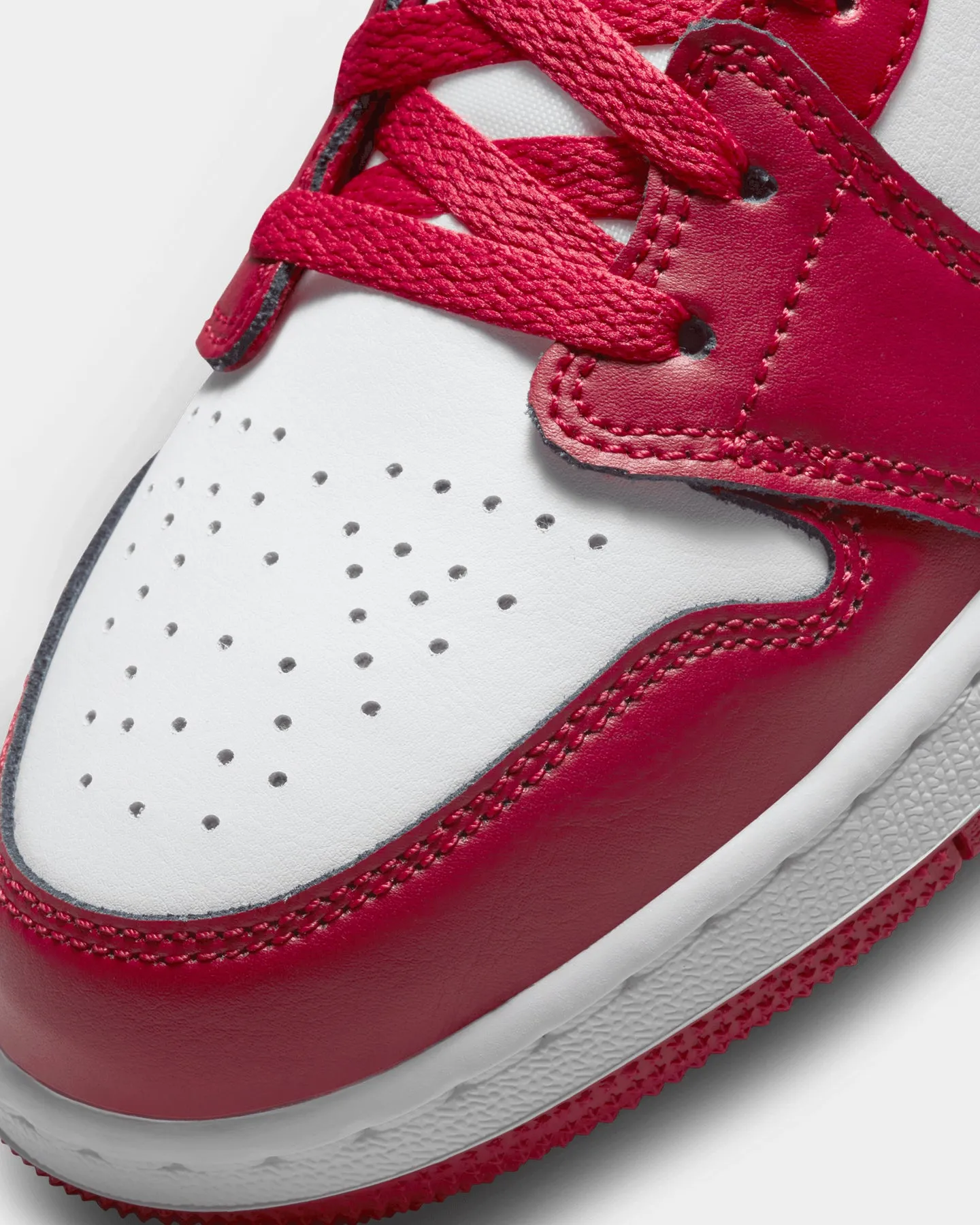 Jordan Kids' Air Jordan 1 Low (GS) 'Cardinal Red'  Cardinal Red/White/University Gold