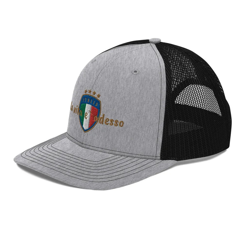 La vita e` adesso Trucker Cap