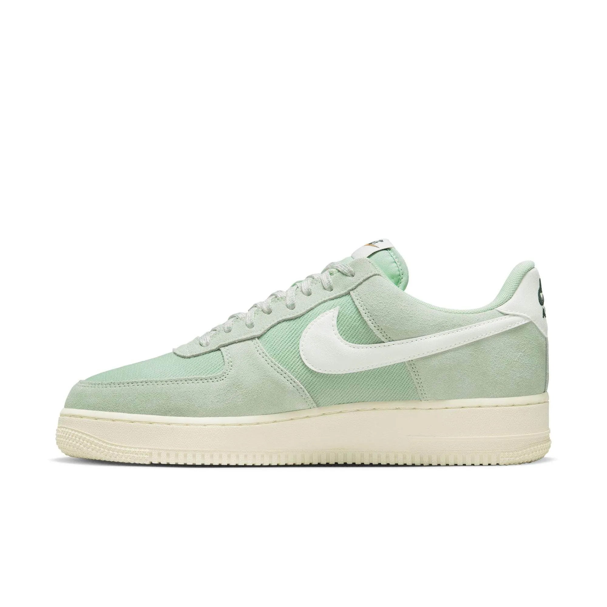 Nike Air Force 1 '07 LV8 - Men's