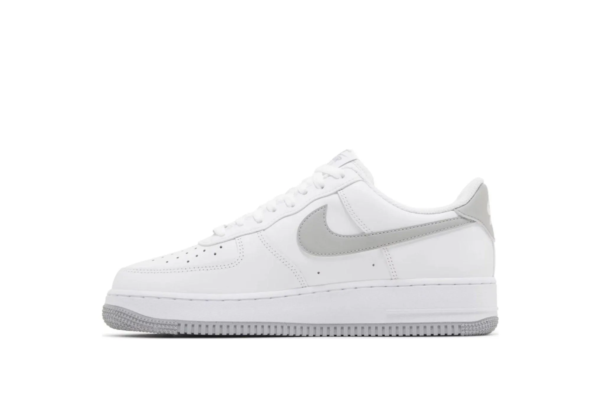 Nike Air Force 1 '07 "Light Smoke Grey"