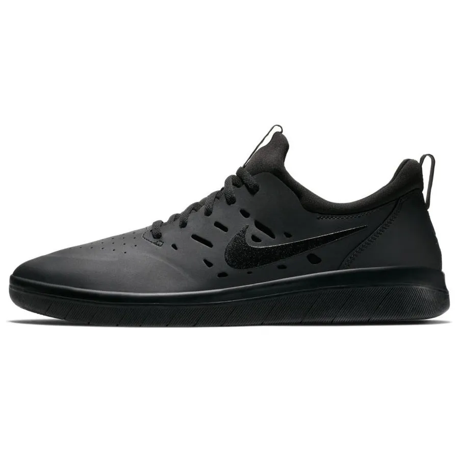 Nike Shoes SB Nyjah Free - Black/Black-Black