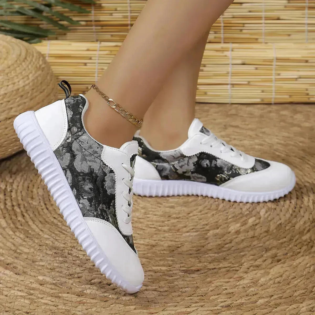 Versatile Lace-up Flat Shoes Casual Lightweight Thick-soled Running Sports Shoes Low-top Breathable Sneakers For Women